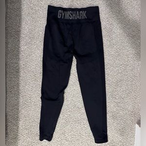 Black Gym Shark Leggings Large